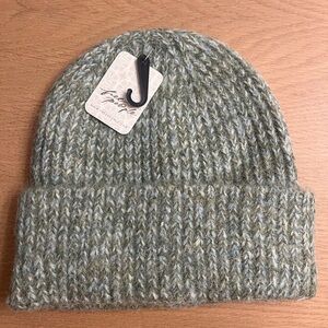 💚NWT* FP Cozy Olive Knit Beanie